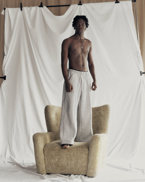 SIGNATURE REALM OF SWEATPANTS