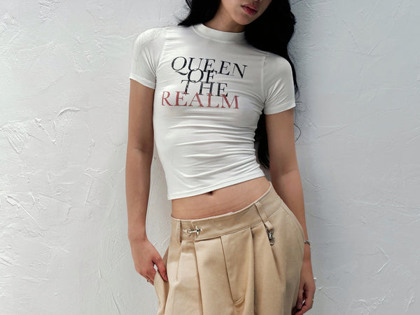 QUEEN OF THE REALM TEE