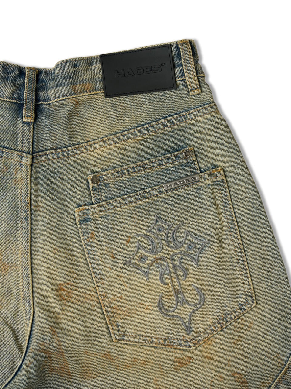 QUANTUM DRIFT WASH JEANS